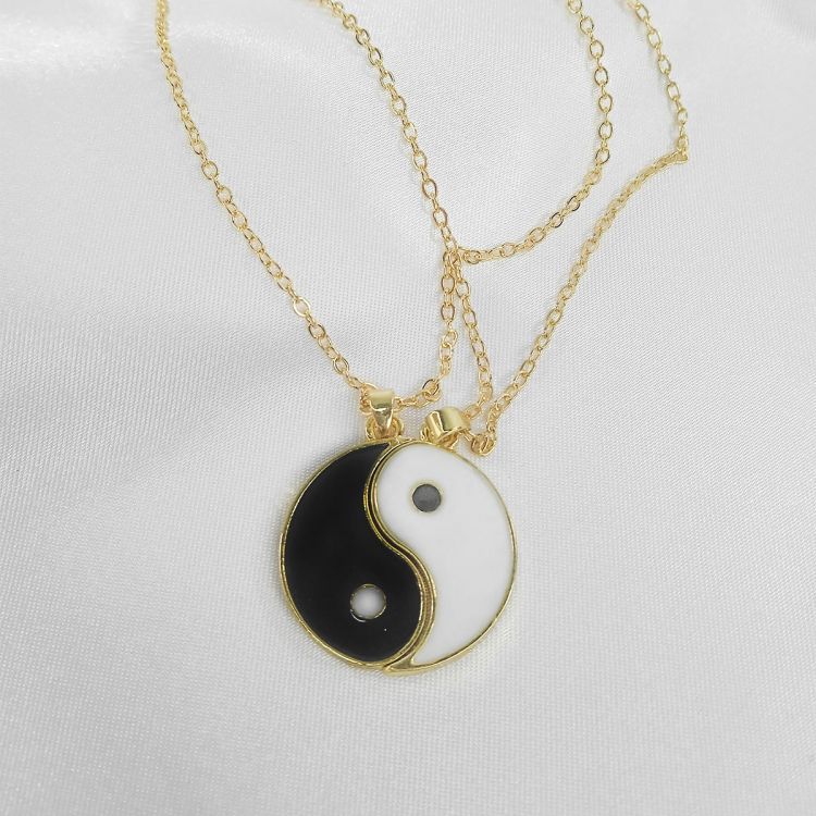 COLLARES DIJES YIN & YANG COLLARES DIJES YIN & YANG