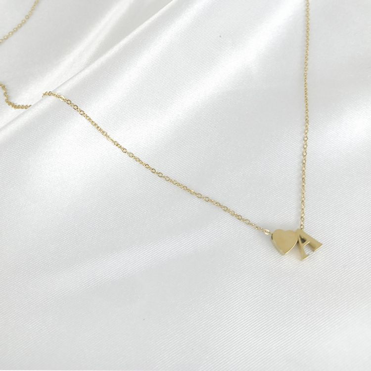 COLLAR DE ACERO INOXIDABLE C/ DIJE DE LETRA